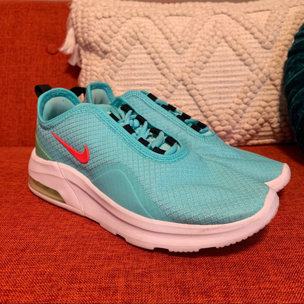 Air Max Motion 2